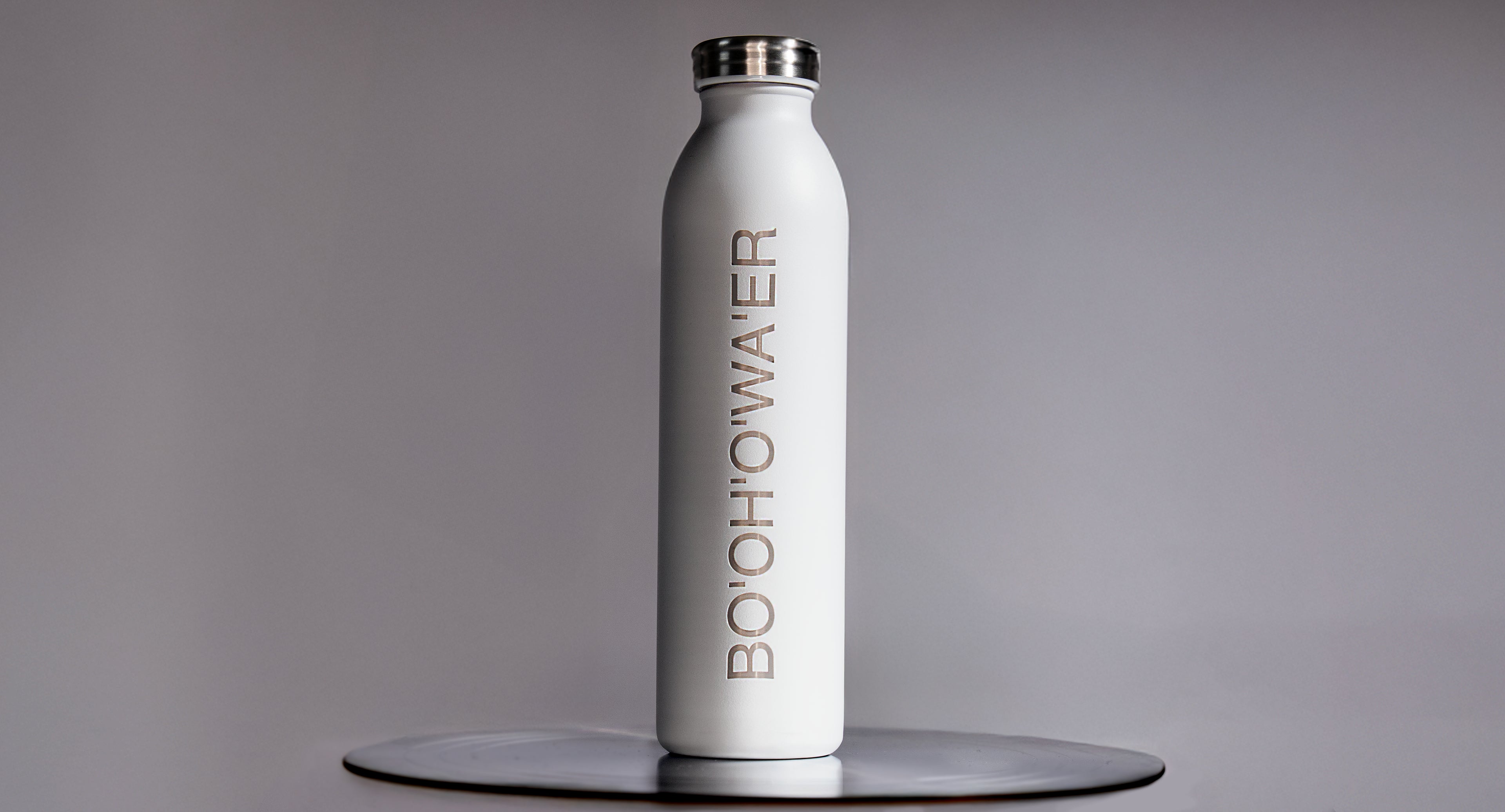 BO'OH'O'WA'ER: White Reusable Stainless Steel Bottle